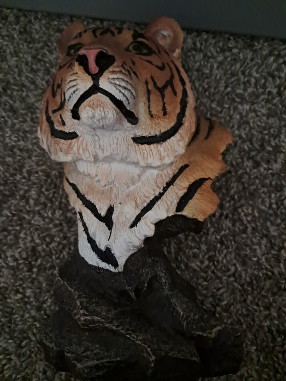 Hand-Painted Orange Tiger Bust Home Accent - Picture 3 of 3